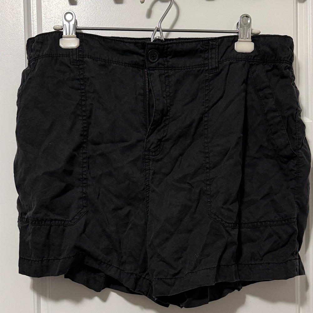 Elegant Black Women's Cargo Shorts